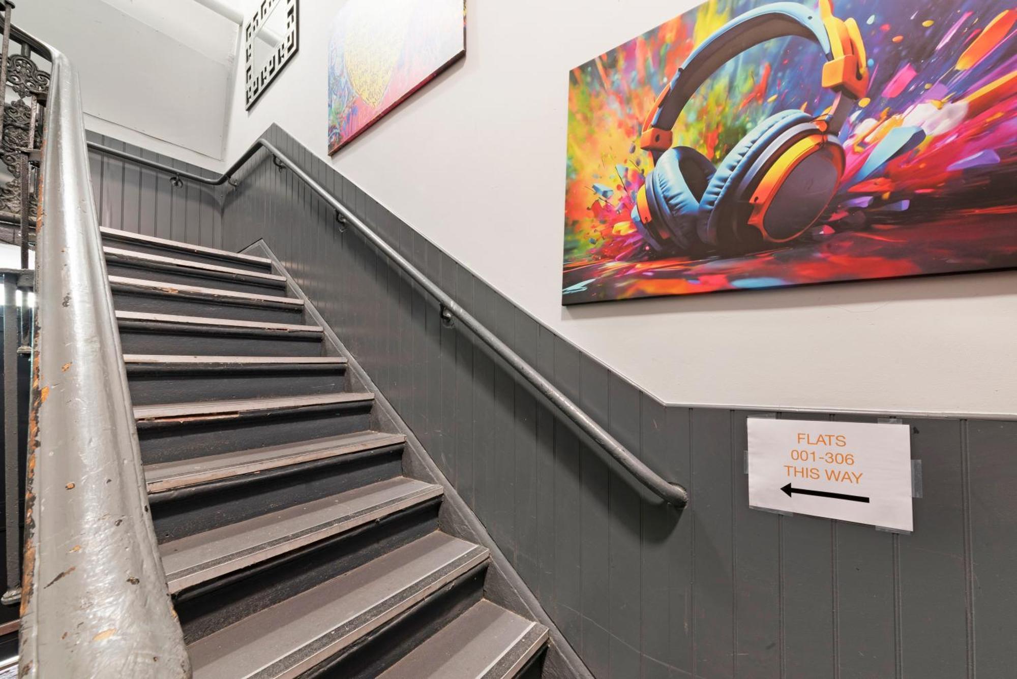 Archway Station Studios London Exterior photo